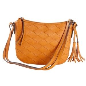 🔻🔻NWT Bueno Crossbody Purse Marigold